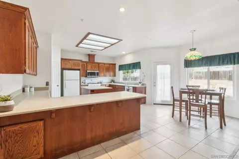 Kitchen - 1346 Wilson Rd, Ramona, CA 92065 photo 1 of 4