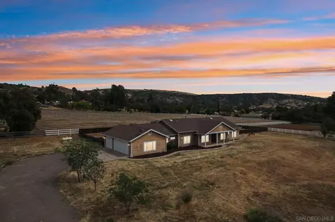 Exterior - 1346 Wilson Rd, Ramona, CA 92065 photo 3 of 9