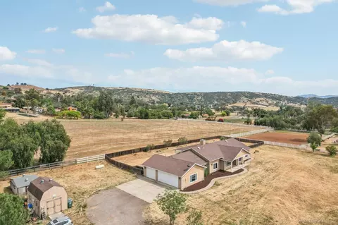 View/Area - 1346 Wilson Rd, Ramona, CA 92065 photo 7 of 18