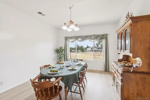Dining - 1346 Wilson Rd, Ramona, CA 92065 photo 5 of 6