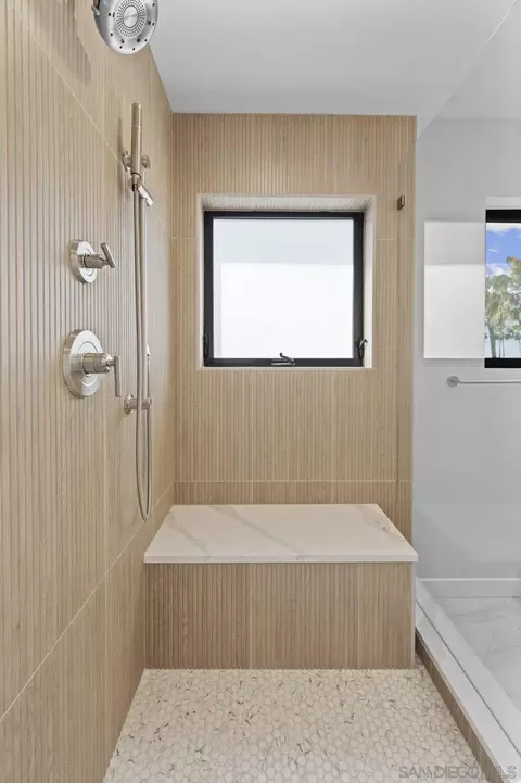 Bath - 801-809 Seacoast, Imperial Beach, CA 91932 photo 3 of 3