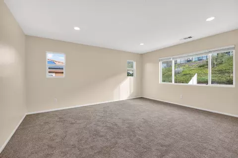 Living - 35875 Esperia Way, Fallbrook, CA 92028 photo 5 of 6