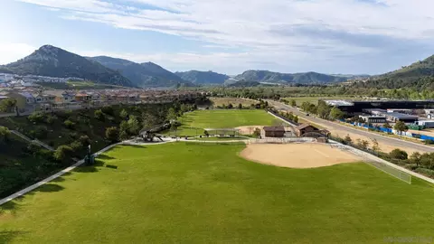View/Area - 35875 Esperia Way, Fallbrook, CA 92028 photo 4 of 5