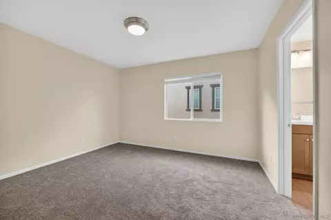 Bedroom - 35875 Esperia Way, Fallbrook, CA 92028 photo 2 of 3