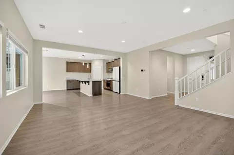 Living - 35875 Esperia Way, Fallbrook, CA 92028 photo 4 of 6