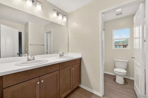 Bath - 35875 Esperia Way, Fallbrook, CA 92028 photo 3 of 3