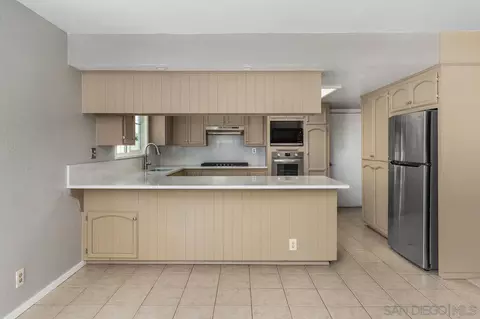 Kitchen - 468 Manor, El Cajon, CA 92020 photo 4 of 4