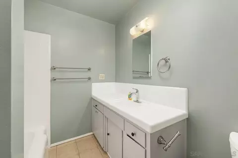 Bath - 468 Manor, El Cajon, CA 92020 photo 2 of 4