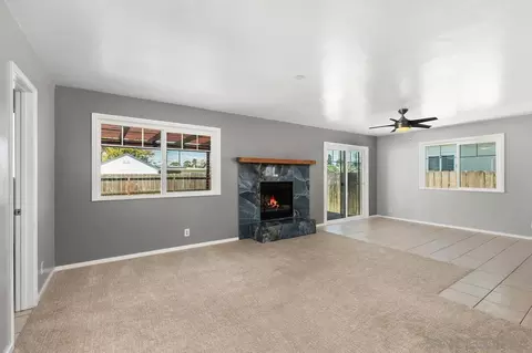 Living - 468 Manor, El Cajon, CA 92020 photo 5 of 9