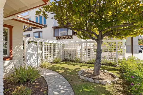 2544 Juan St, San Diego, CA 92110