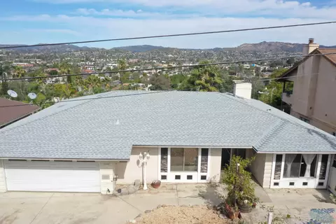 View/Area - 1024 Circle Dr, Escondido, CA 92025 photo 2 of 5