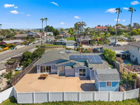 View/Area - 1305 Cornish Dr, Oceanside, CA 92054 photo 2 of 7