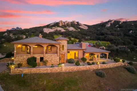 19491 Deerhorn Vly, Jamul, CA 91935