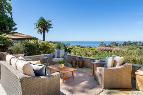 6984 Via Estrada, La Jolla, CA 92037 photo 16