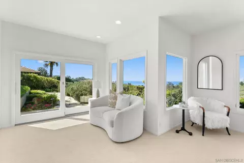 6984 Via Estrada, La Jolla, CA 92037 photo 13