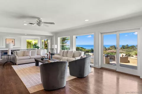 6984 Via Estrada, La Jolla, CA 92037 photo 3