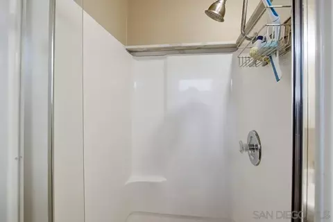 Bath - 411-13 N Ditmar St, Oceanside, CA 92054 photo 2 of 4