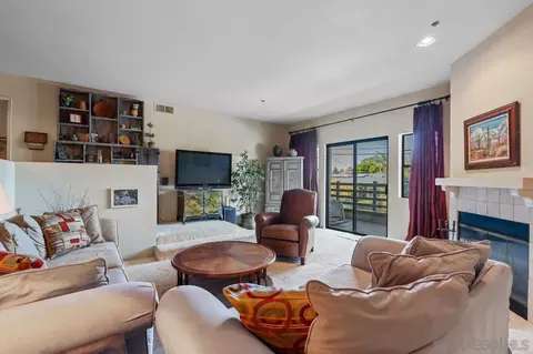 909 Sutter St #202, San Diego, CA 92103