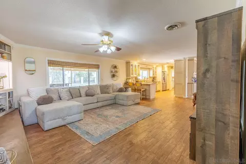Living - 4444 Brandt Rd, Brawley, CA 92227 photo 4 of 5