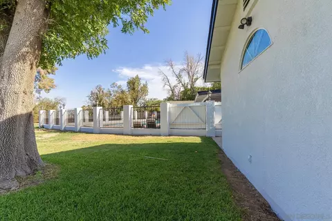 Exterior - 4444 Brandt Rd, Brawley, CA 92227 photo 19 of 22