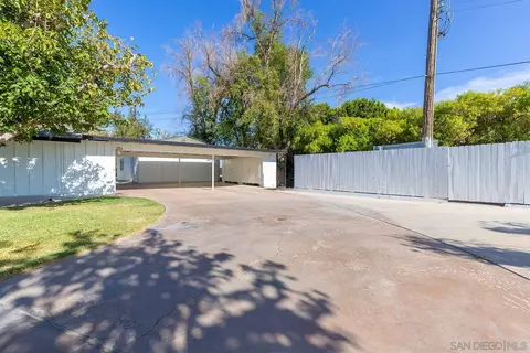Exterior - 4444 Brandt Rd, Brawley, CA 92227 photo 11 of 22