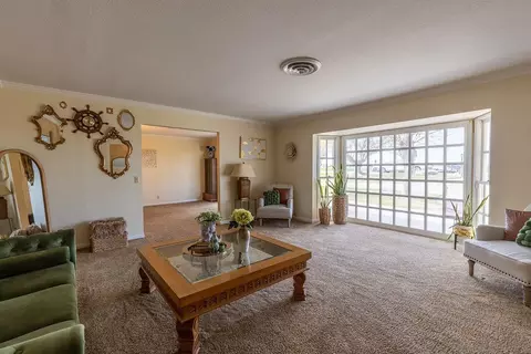 Living - 4444 Brandt Rd, Brawley, CA 92227 photo 3 of 5