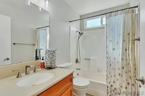 Bath - 9219 Via De Amor, Santee, CA 92071 photo 1 of 2
