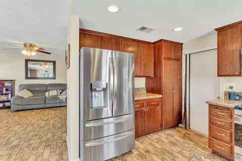 Kitchen - 9219 Via De Amor, Santee, CA 92071 photo 6 of 6