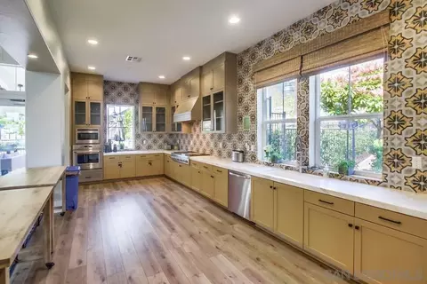 Kitchen - 441 Ventasso Way, Fallbrook, CA 92028 photo 7 of 7