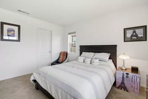Bedroom - 441 Ventasso Way, Fallbrook, CA 92028 photo 6 of 6