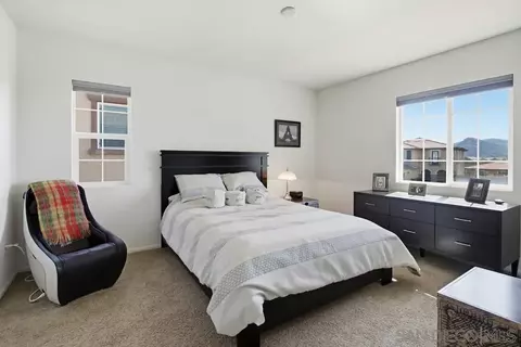 Bedroom - 441 Ventasso Way, Fallbrook, CA 92028 photo 5 of 6