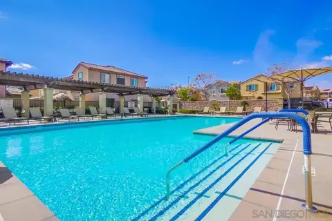 Exterior - 441 Ventasso Way, Fallbrook, CA 92028 photo 17 of 19