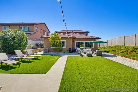 Exterior - 441 Ventasso Way, Fallbrook, CA 92028 photo 8 of 19
