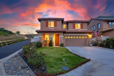 Exterior - 441 Ventasso Way, Fallbrook, CA 92028 photo 2 of 19
