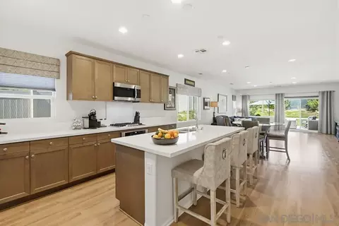 Kitchen - 441 Ventasso Way, Fallbrook, CA 92028 photo 1 of 7