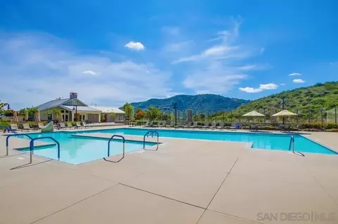 Exterior - 441 Ventasso Way, Fallbrook, CA 92028 photo 14 of 19