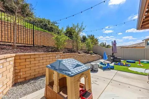 536 Ventasso Way, Fallbrook, CA 92028 photo 27