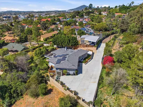 View/Area - 9257 Dillon Dr, La Mesa, CA 91941 photo 2 of 14