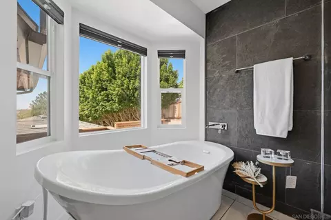 Bath - 9257 Dillon Dr, La Mesa, CA 91941 photo 4 of 5