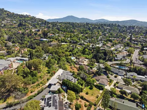 View/Area - 9257 Dillon Dr, La Mesa, CA 91941 photo 8 of 14