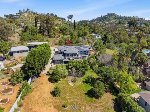 View/Area - 9257 Dillon Dr, La Mesa, CA 91941 photo 3 of 14