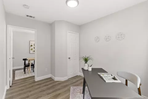 Entry Way - 709 Convertible Ln, Fallbrook, CA 92028 photo 2 of 2