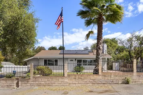 Exterior - 709 Convertible Ln, Fallbrook, CA 92028 photo 9 of 10