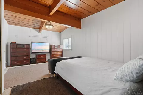 Bedroom - 1521 Foothill Dr, Vista, CA 92084 photo 8 of 8