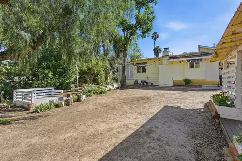 Exterior - 1521 Foothill Dr, Vista, CA 92084 photo 12 of 16