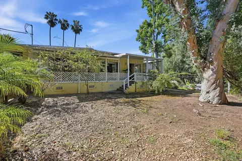 Exterior - 1521 Foothill Dr, Vista, CA 92084 photo 8 of 16