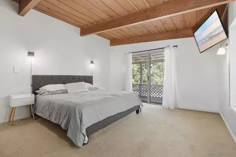 Bedroom - 1521 Foothill Dr, Vista, CA 92084 photo 2 of 8