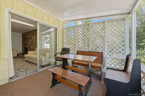 Exterior - 1521 Foothill Dr, Vista, CA 92084 photo 6 of 16