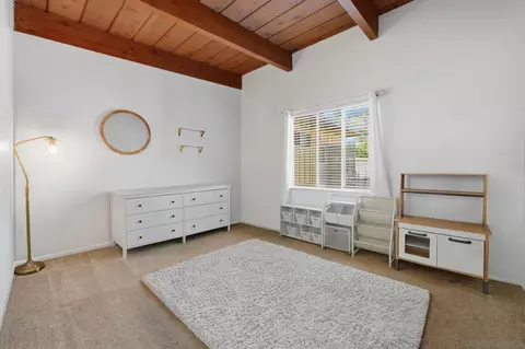 Bedroom - 1521 Foothill Dr, Vista, CA 92084 photo 5 of 8