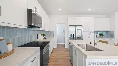Kitchen - 319 Honeysuckle, Oceanside, CA 92057 photo 2 of 2